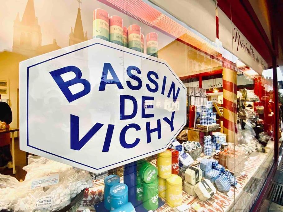 Nouveau : Hyper Centre De Vichy T1 Bis Charmant Kültér fotó