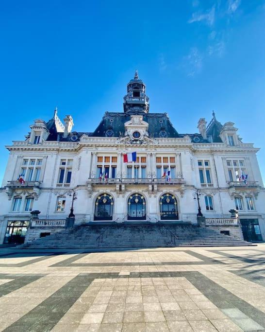 Nouveau : Hyper Centre De Vichy T1 Bis Charmant Kültér fotó